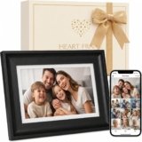 The Gift That Doesn’t Sit in a Drawer: Why a Heart Frame Is the Best Way to Say “You Matter to Me”